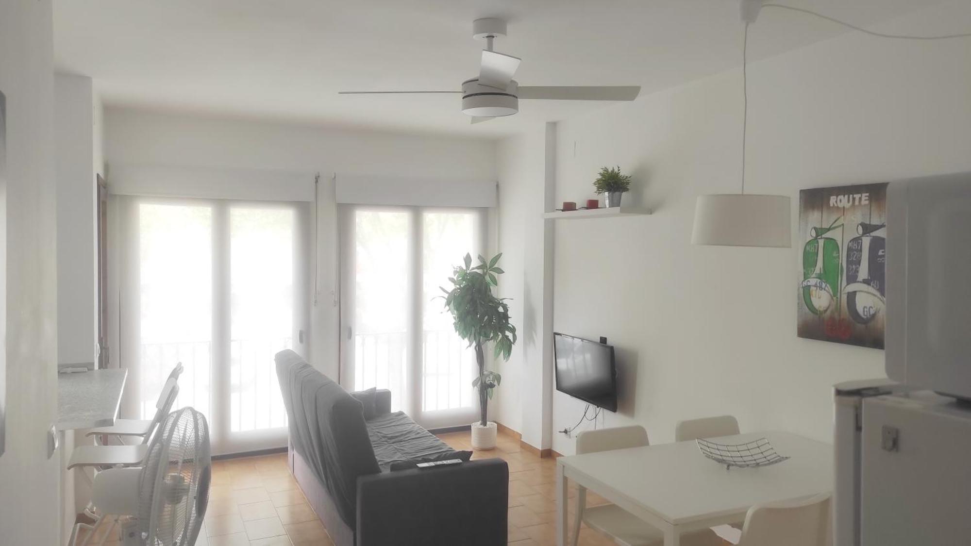 Appartamento Apartamento Renovado, Luminoso, A 300M De La Playa Empuriabrava Esterno foto